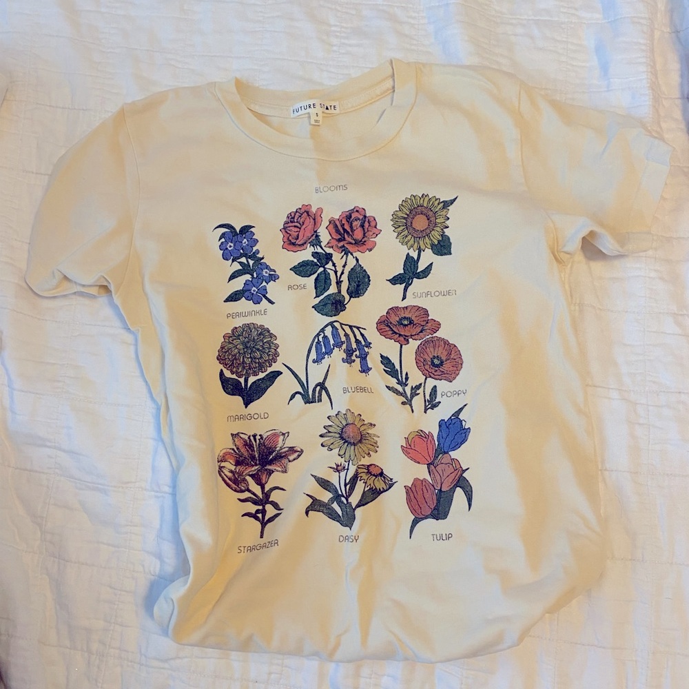 floral tee
